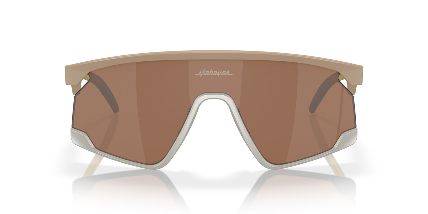 Oakley BXTR Patrick Mahomes II Collection - biket.co.za