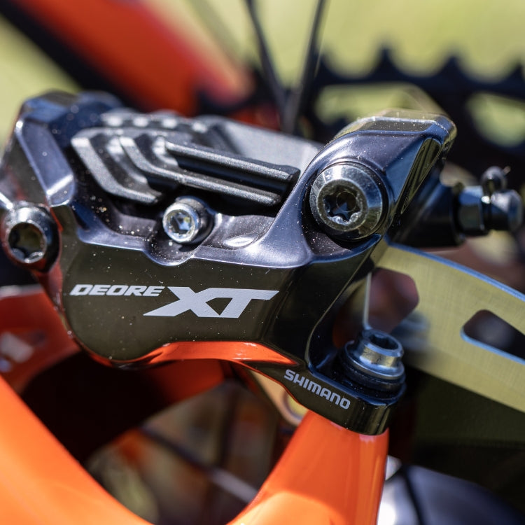 Shimano BRM8120 XT CALIPER W/N04 PADS – view 2
