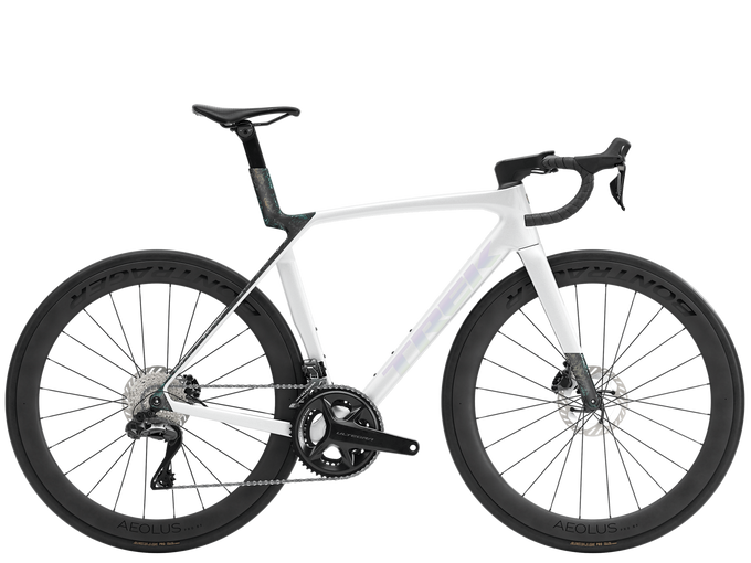 2026 Trek Madone SL 7 Gen 8 - Gloss Crystal White/Matte Deep Smoke