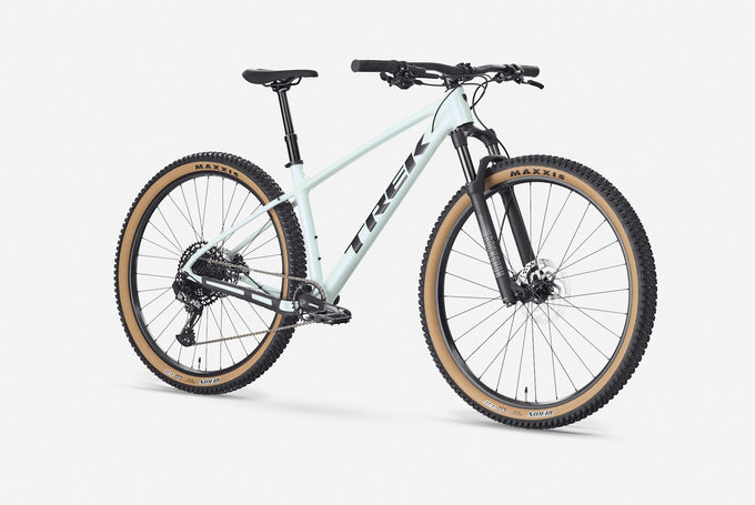 2027 Trek Marlin 7 Gen 3 - Magic Mint
