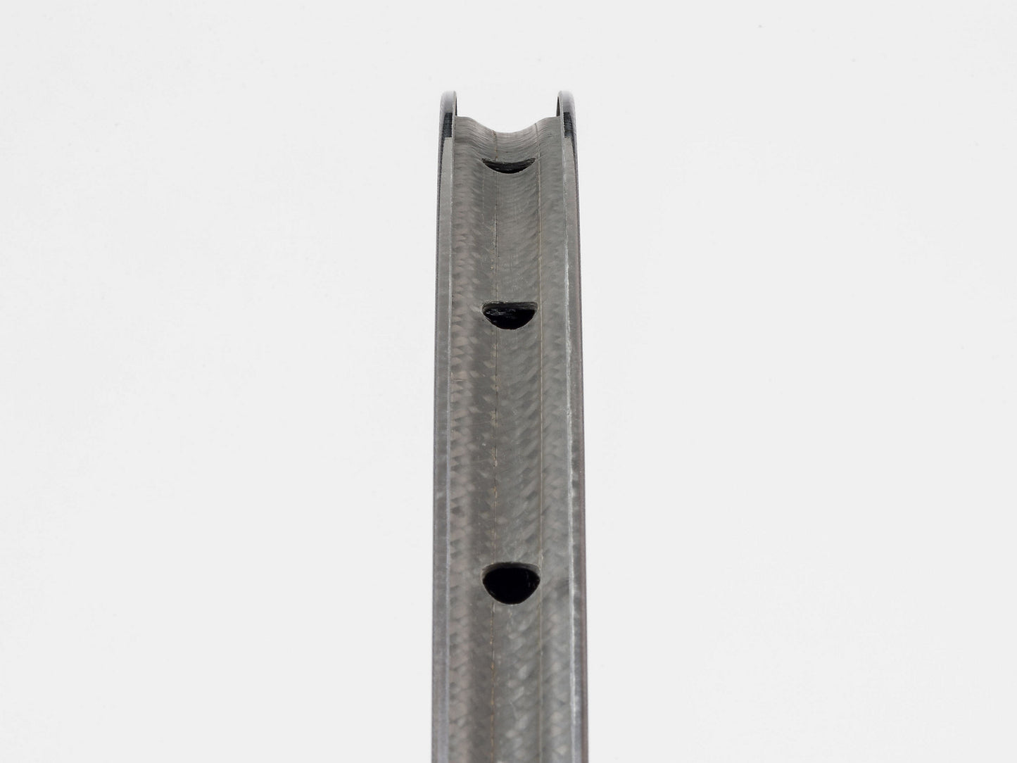 Bontrager Aeolus XXX 2 TLR Clincher Road Wheel - biket.co.za