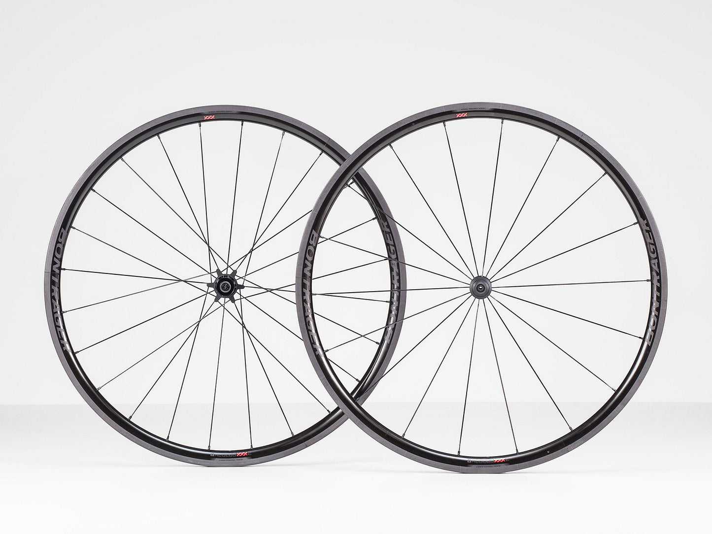 Bontrager Aeolus XXX 2 TLR Clincher Road Wheel - biket.co.za